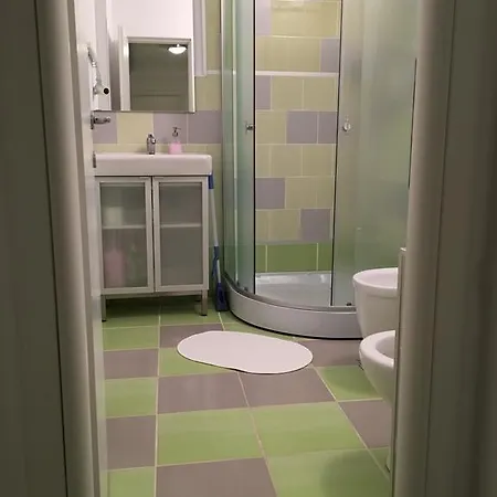 Green Apartment *