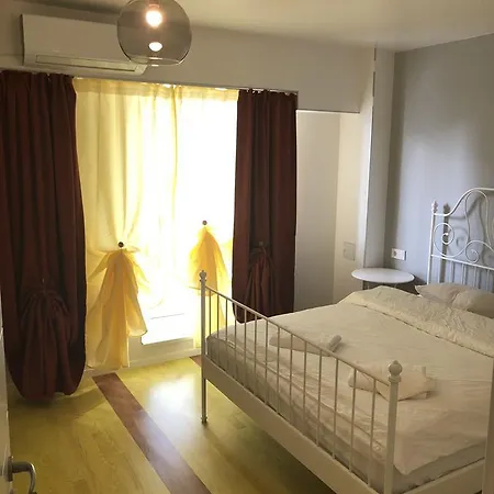 Green Apartment *