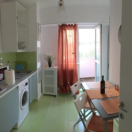 Green Apartment Apartman
