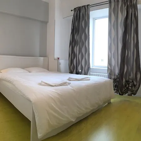 Green Apartment Apartman Bukarest