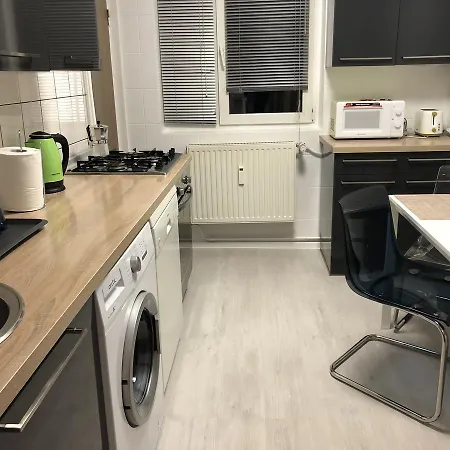 Green Apartment Apartman