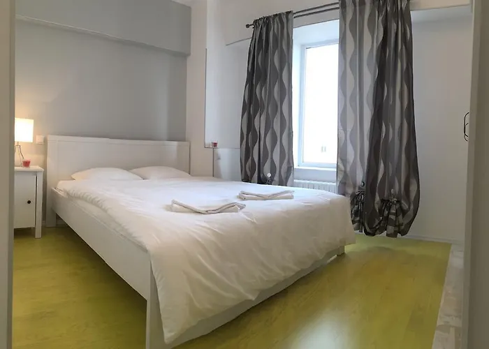 Green Apartment Apartman Bukarest