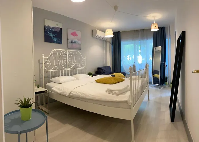 Green Apartment