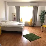 Green Apartment *