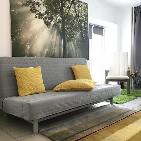Апартаменти Green Apartment