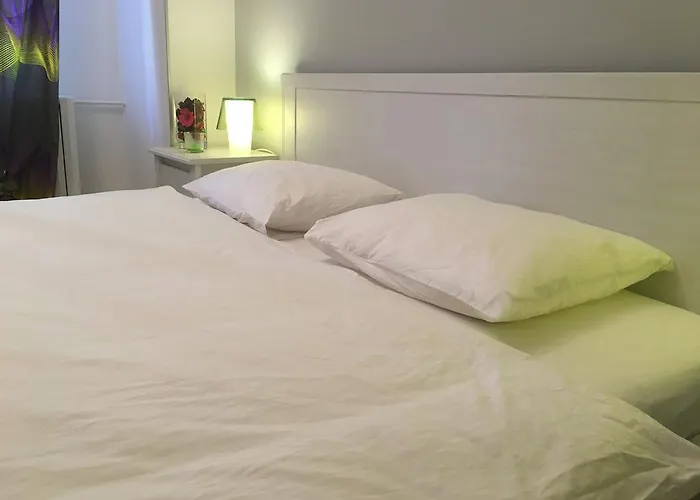 Green Apartment ブカレスト