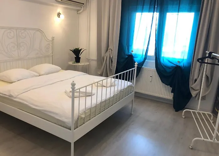 Green Apartment * Bükreş