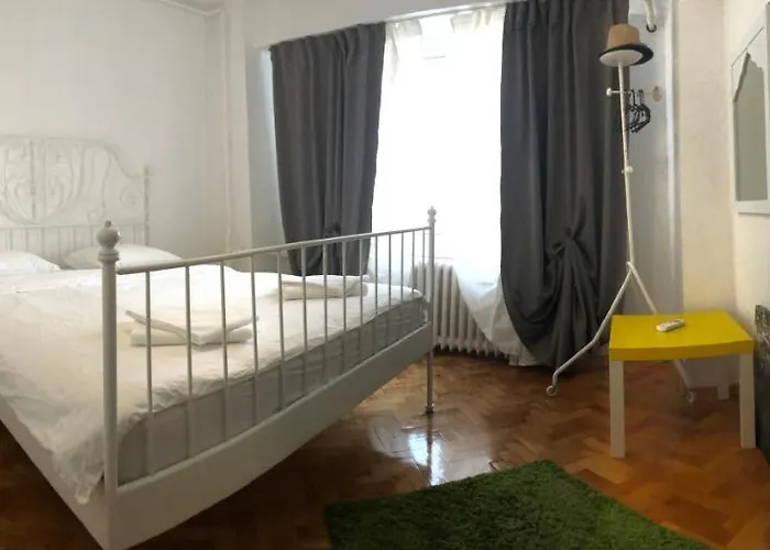 Green Apartment * Bükreş