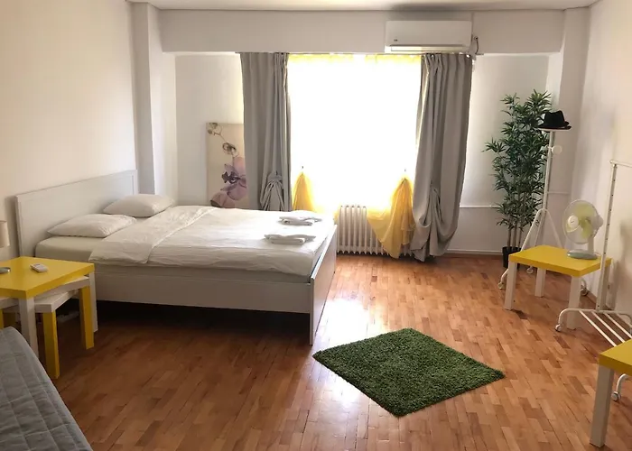 Green Apartment *