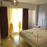 Green Apartment *