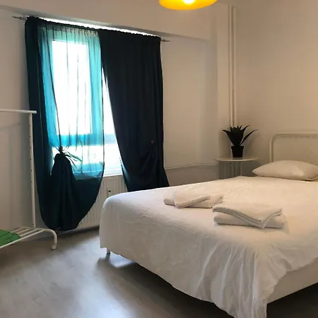 Green Apartment בוקרשט