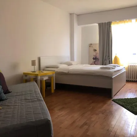 Green Apartment
